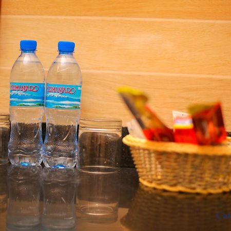 Cate Hotel Morogoro Kültér fotó