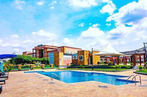 Cate Hotel Morogoro Kültér fotó